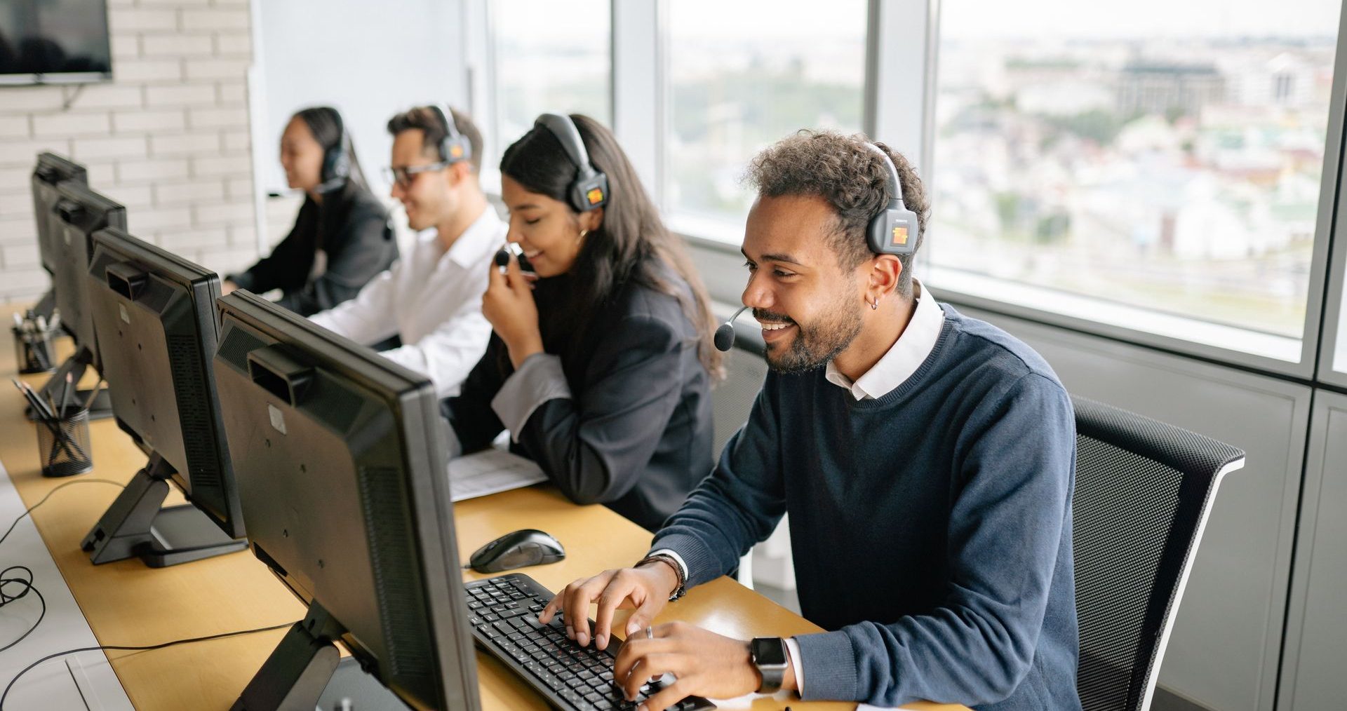 Tawasul customer experience operations floor in Cairo